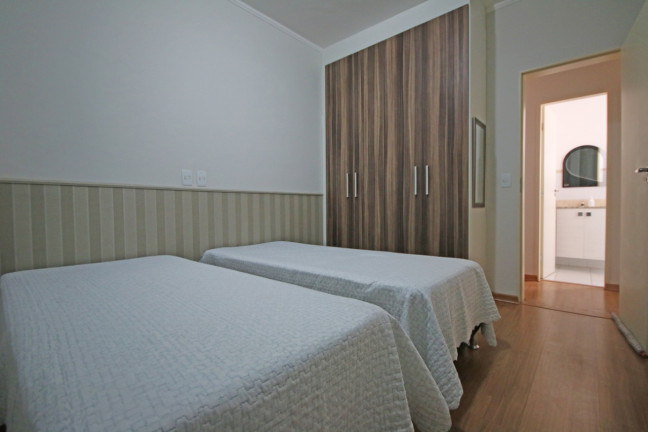 Imagem Apartamento com 2 Quartos para Temporada, 70 m² em Santa Casa - Olímpia Imagem Apartamento com 2 Quartos para Temporada, 70 m² em Santa Casa - Olímpia