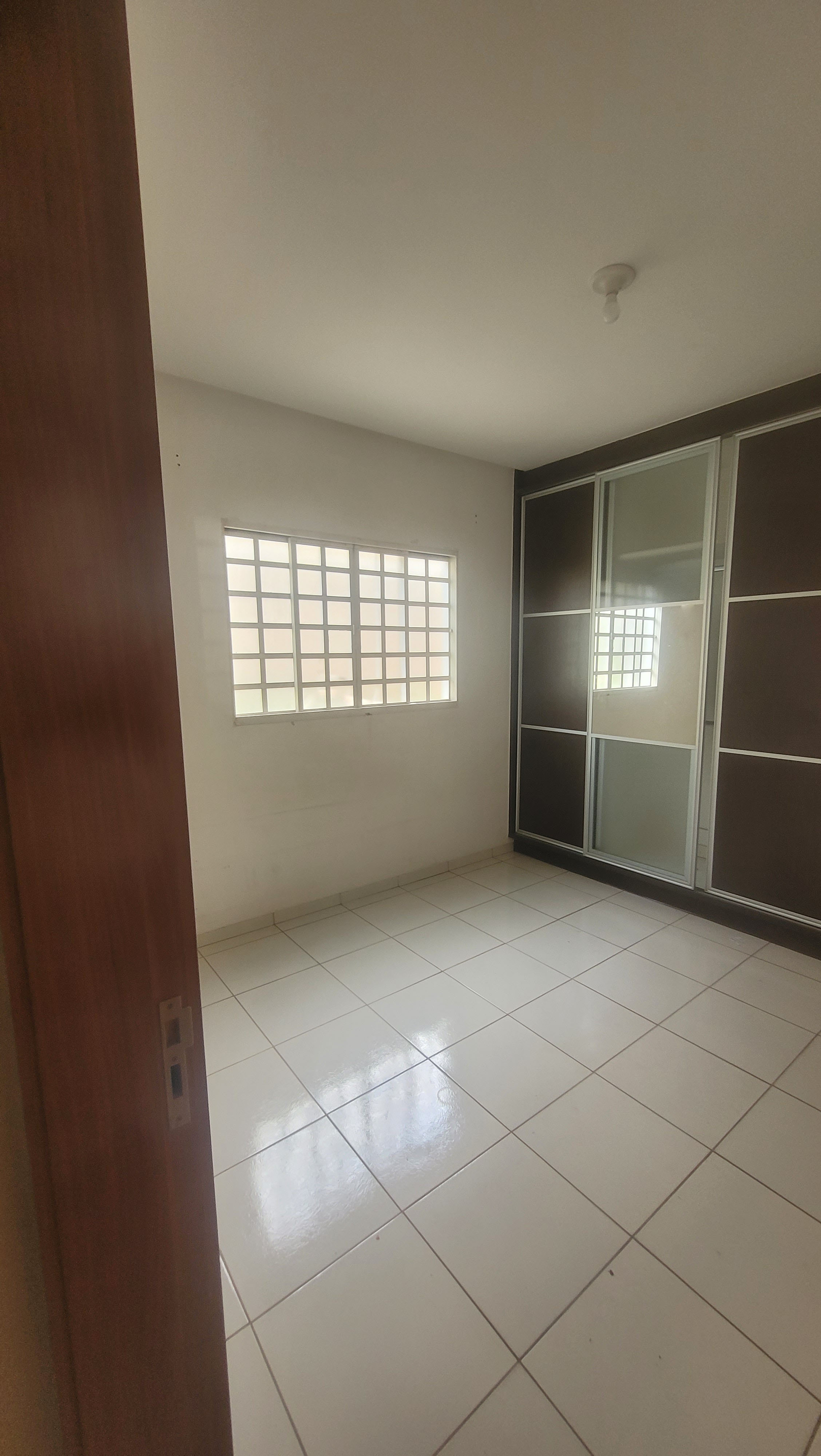 Imagem Casa com 4 Quartos à Venda, 305 m²em Jardim das Esmeraldas - Goiânia