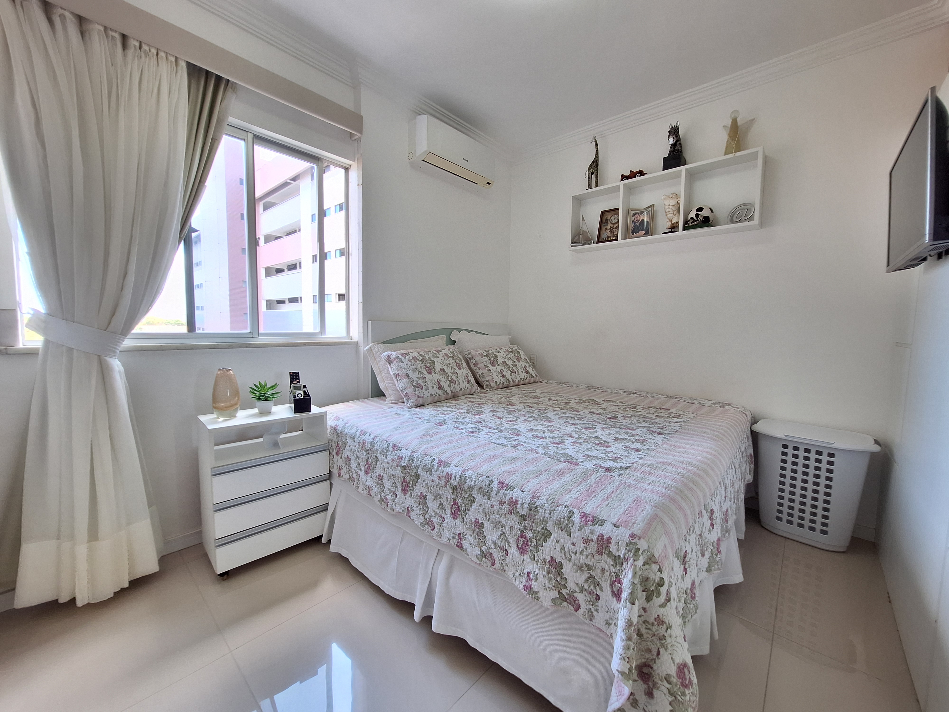 Imagem Apartamento com 3 Quartos à Venda, 105 m²em Centro - Fortaleza Imagem Apartamento com 3 Quartos à Venda, 105 m²em Centro - Fortaleza