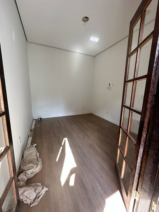 Imagem Sobrado com 4 Quartos à Venda, 220 m²em Campos de São José - São José dos Campos