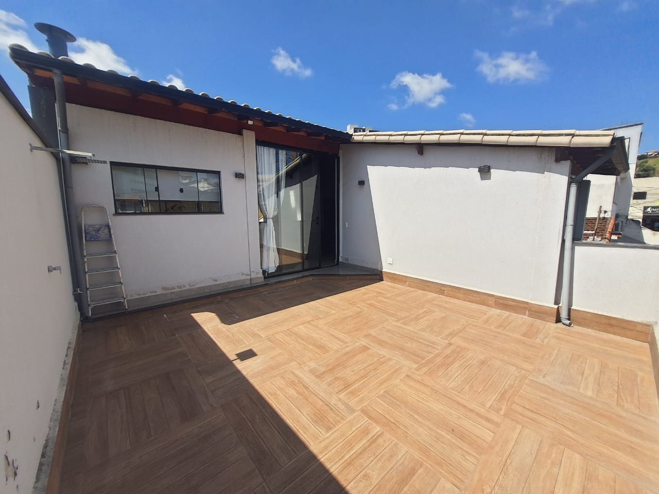 Imagem Casa com 4 Quartos à Venda, 300 m² em São Pedro - Juiz de Fora