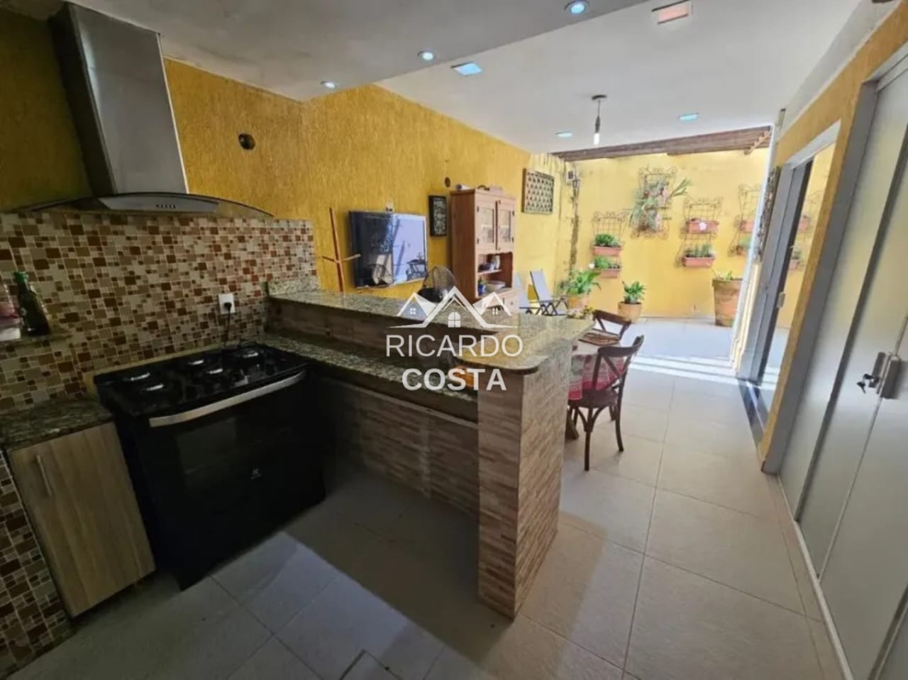 Imagem Casa de Condomínio com 4 Quartos à Venda, 166 m² em Freguesia (Jacarepaguá) - Rio de Janeiro Imagem Casa de Condomínio com 4 Quartos à Venda, 166 m² em Freguesia (Jacarepaguá) - Rio de Janeiro