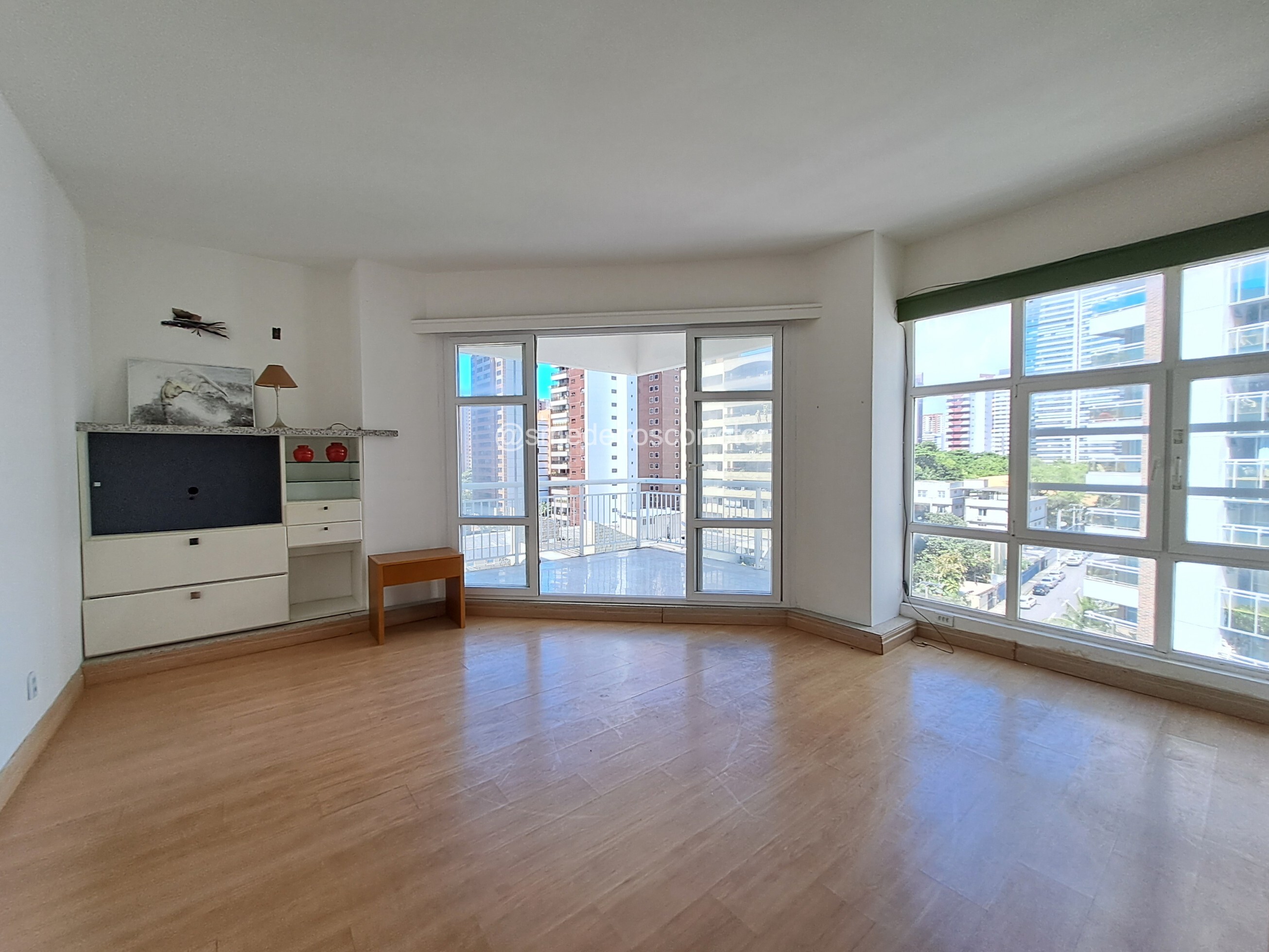 Imagem Loft com 2 Quartos à Venda, 80 m²em Meireles - Fortaleza Imagem Loft com 2 Quartos à Venda, 80 m²em Meireles - Fortaleza