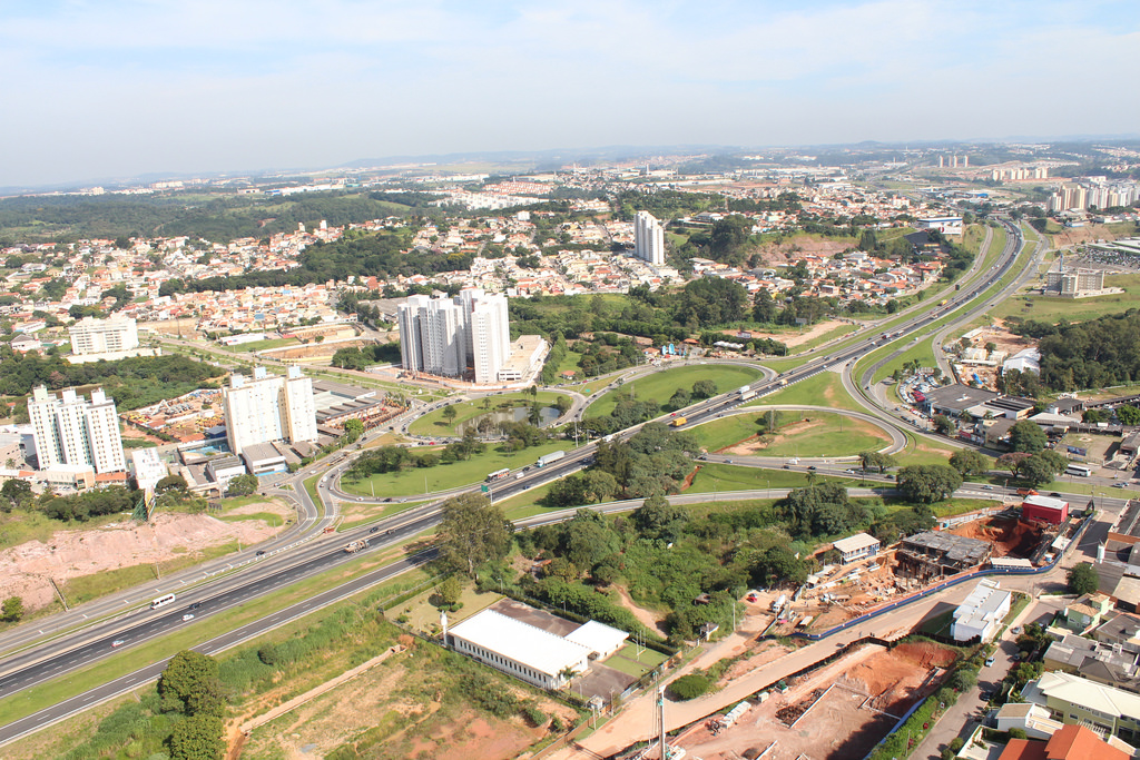 Imagem Terreno em Condomínio à Venda, 125 m²em Medeiros - Jundiaí