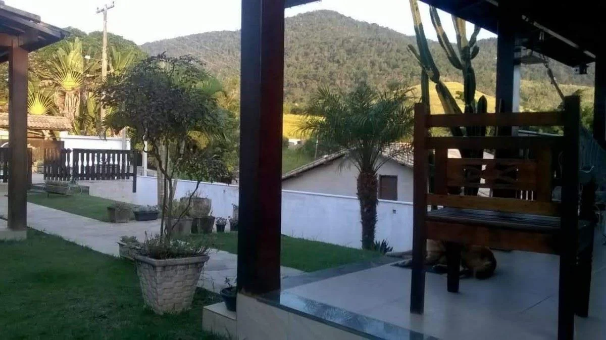 Imagem Casa com 3 Quartos à Venda, 210 m²em Engenho do Mato - Niterói Imagem Casa com 3 Quartos à Venda, 210 m²em Engenho do Mato - Niterói