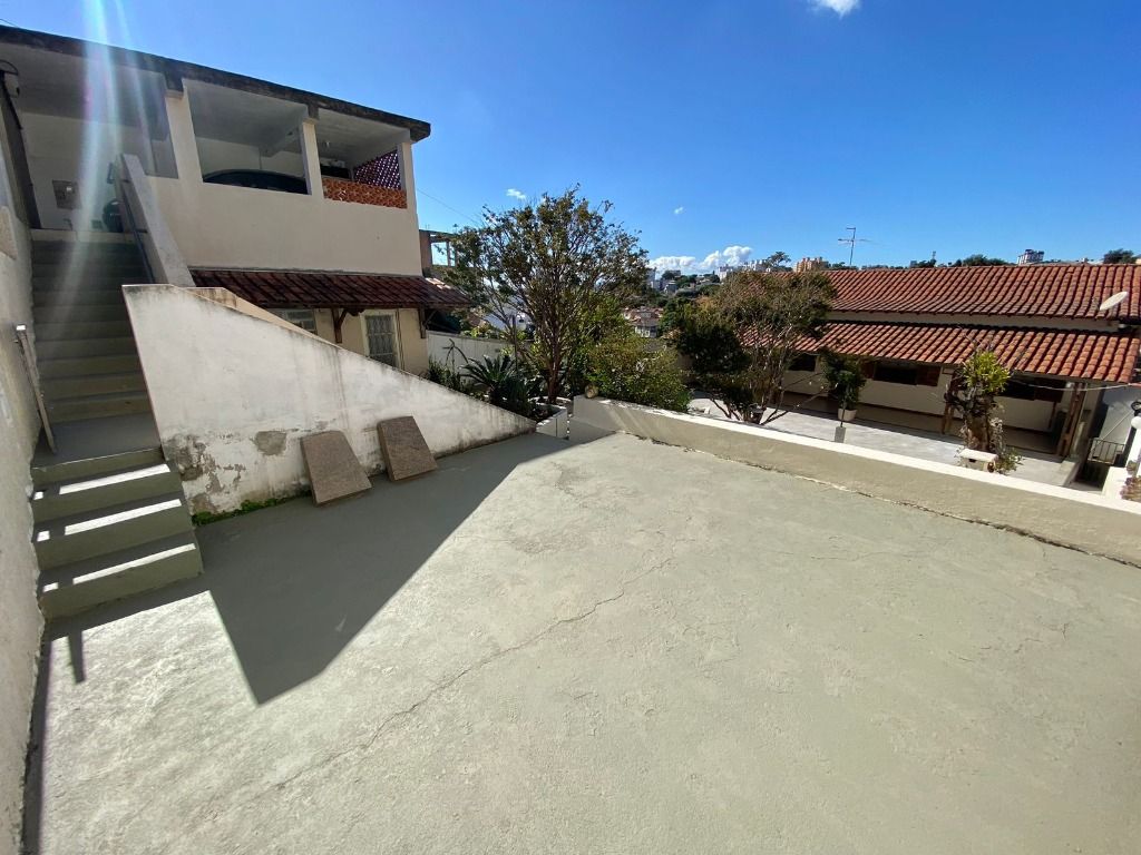 Imagem Casa com 3 Quartos à Venda, 250 m² em Santa Mônica - Belo Horizonte Imagem Casa com 3 Quartos à Venda, 250 m² em Santa Mônica - Belo Horizonte