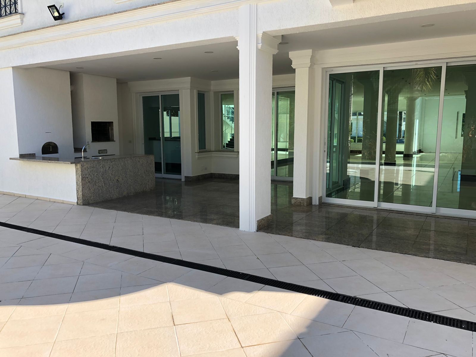 Imagem Casa de Condomínio com 5 Quartos à Venda ou Locação, 662 m²em Tamboré - Santana de Parnaíba Imagem Casa de Condomínio com 5 Quartos à Venda ou Locação, 662 m²em Tamboré - Santana de Parnaíba