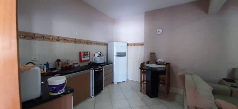 Imagem Sobrado com 3 Quartos à Venda, 300 m² em Parque Balneário Maria Helena - Caraguatatuba