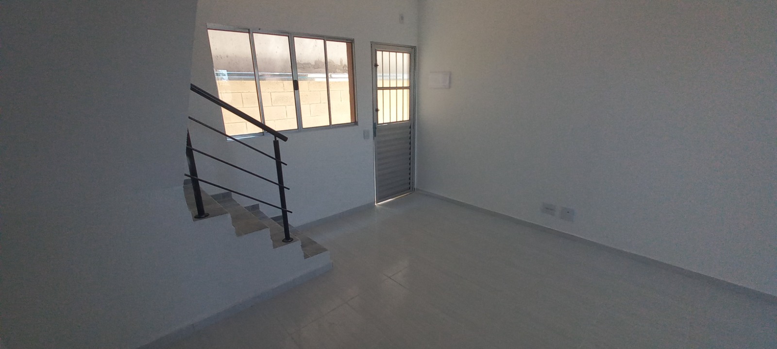 Imagem Casa de Condomínio com 2 Quartos à Venda, 58 m²em Vila São Paulo - Mogi das Cruzes