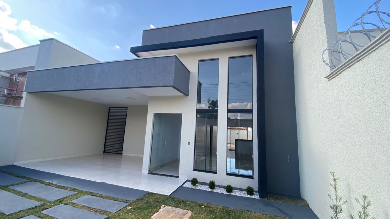 Imagem Casa com 3 Quartos à Venda,  em São Francisco - Senador Canedo