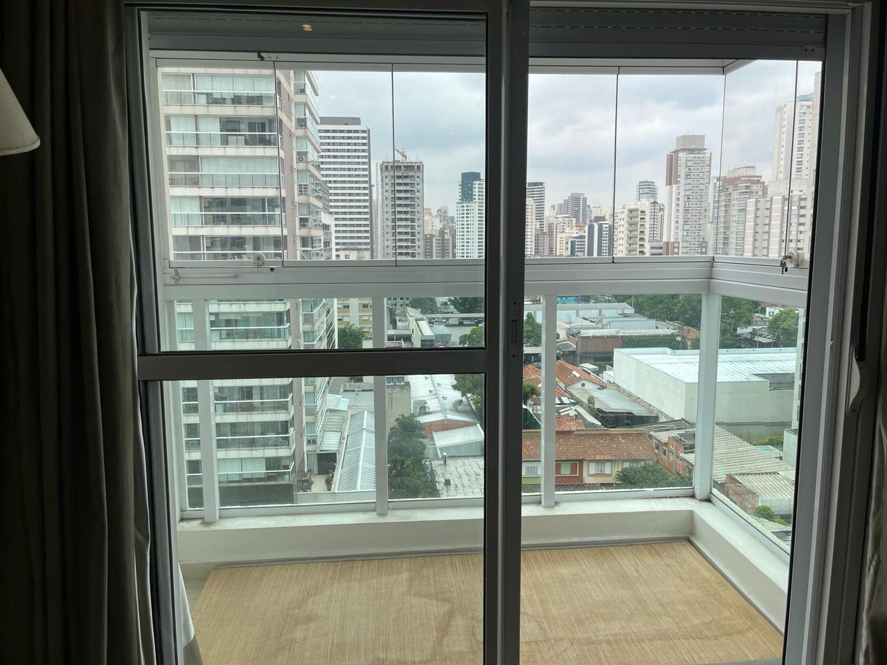 Imagem Apartamento com 3 Quartos para Alugar, 210 m²em Vila Olímpia - São Paulo