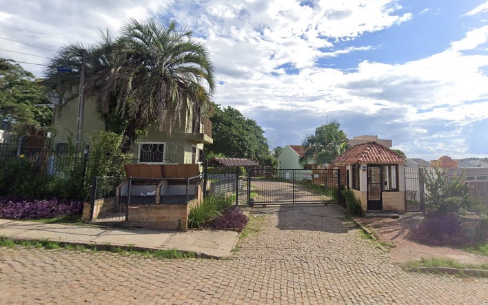Imagem Terreno à Venda, 220 m² em Belém Velho - Porto Alegre Imagem Terreno à Venda, 220 m² em Belém Velho - Porto Alegre