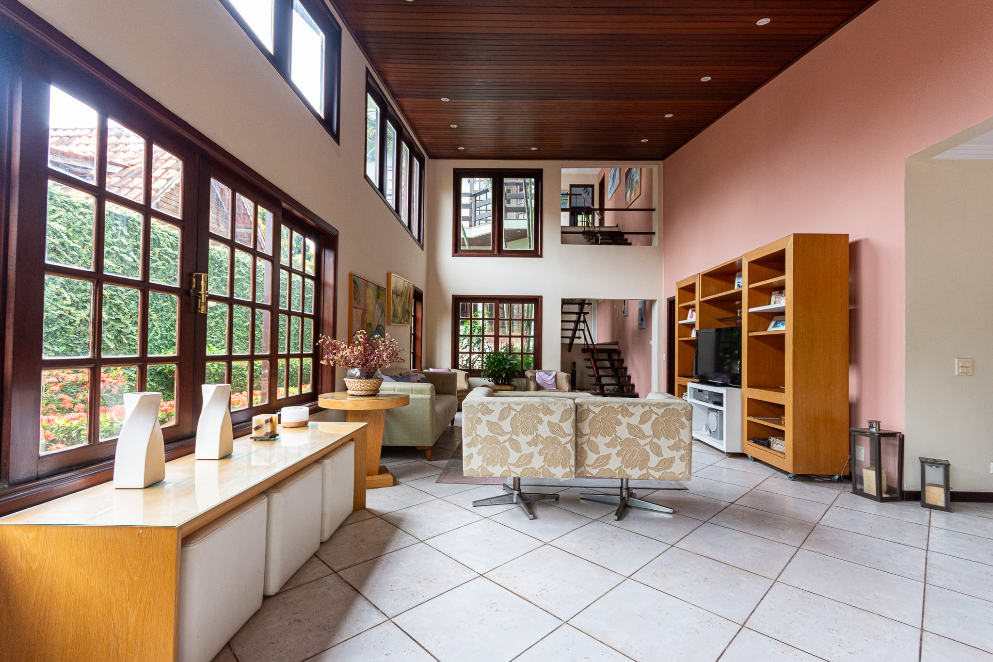 Imagem Casa com 4 Quartos à Venda, 527 m² em Anil - Rio de Janeiro Imagem Casa com 4 Quartos à Venda, 527 m² em Anil - Rio de Janeiro