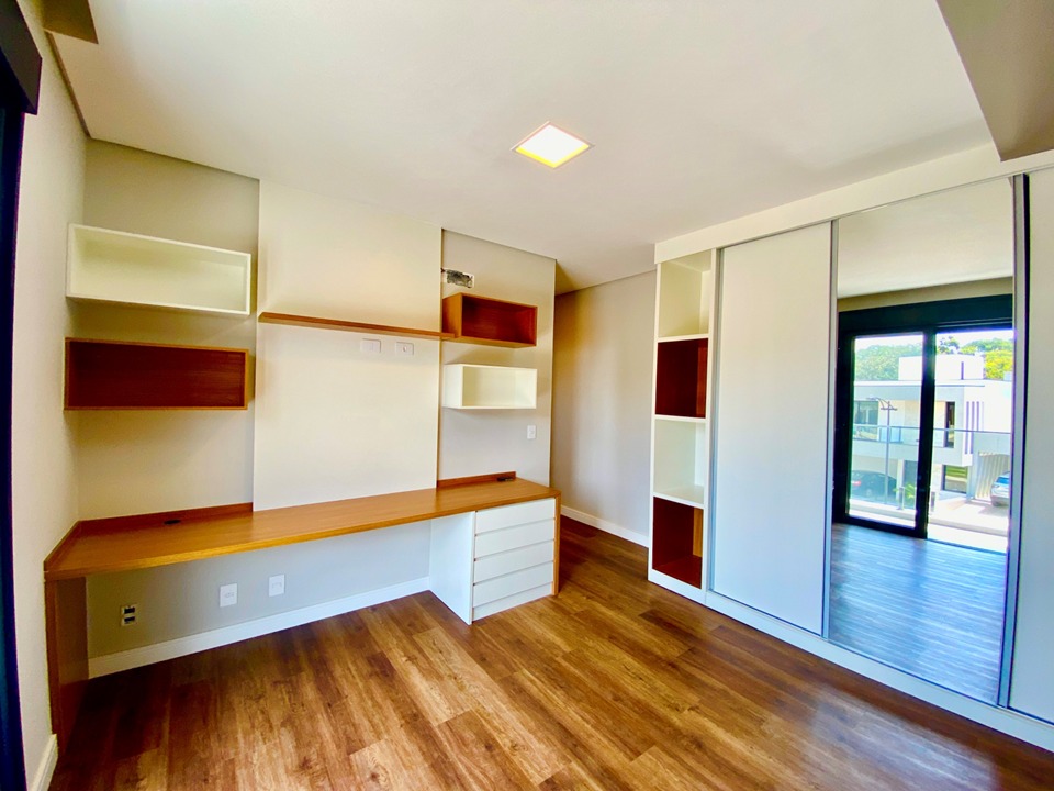 Imagem Casa de Condomínio com 3 Quartos à Venda, 292 m²em Villaggio San Marco - Jundiaí Imagem Casa de Condomínio com 3 Quartos à Venda, 292 m²em Villaggio San Marco - Jundiaí