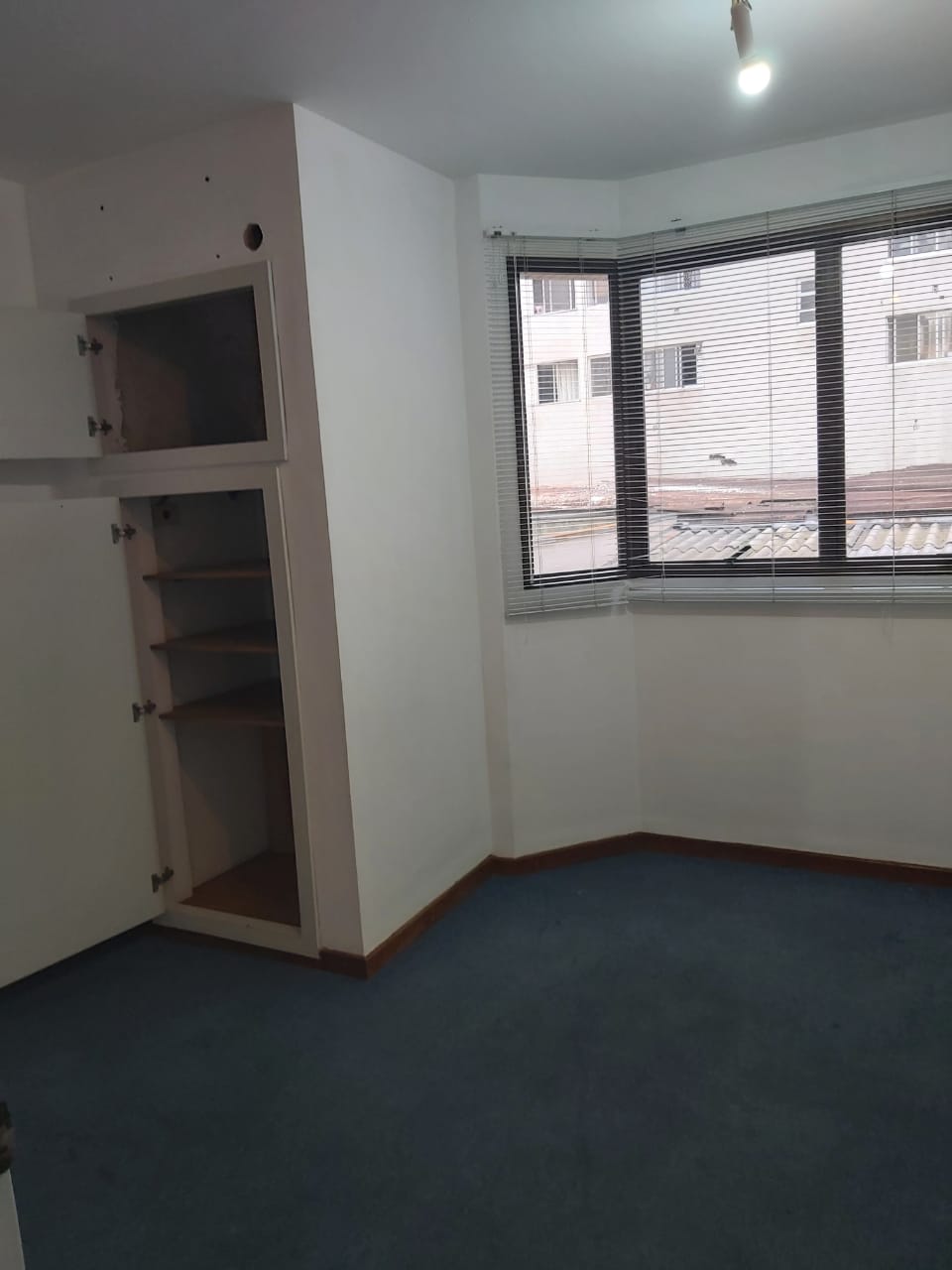 Imagem Apartamento à Venda, 30 m² em Centro - Curitiba Imagem Apartamento à Venda, 30 m² em Centro - Curitiba