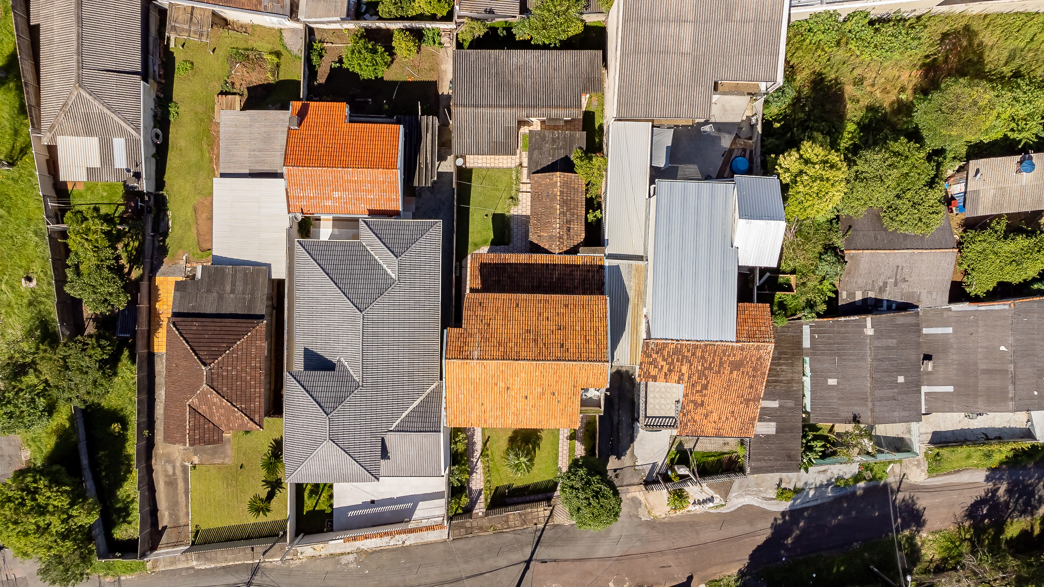 Imagem Casa com 3 Quartos à Venda, 209 m²em Campina do Siqueira - Curitiba Imagem Casa com 3 Quartos à Venda, 209 m²em Campina do Siqueira - Curitiba