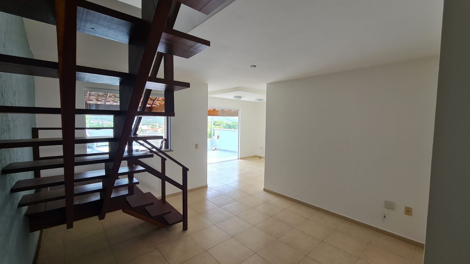 Imagem Casa com 3 Quartos à Venda, 250 m²em Serra Grande - Niterói Imagem Casa com 3 Quartos à Venda, 250 m²em Serra Grande - Niterói