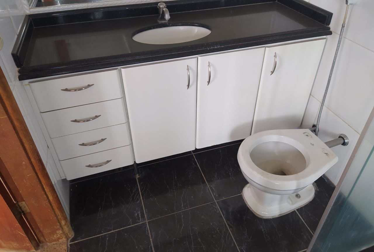 Imagem Casa de Condomínio com 3 Quartos à Venda, 200 m²em Jardim Ana Lúcia - Goiânia