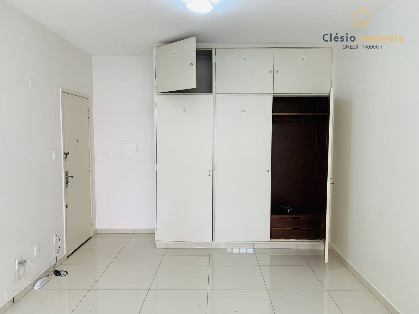 Imagem Studio com 1 Quarto para Alugar, 45 m²em República - São Paulo Imagem Studio com 1 Quarto para Alugar, 45 m²em República - São Paulo