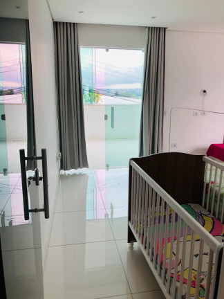 Imagem Casa com 3 Quartos à Venda, 130 m² em Jardim Maria de Lourdes - Guarulhos Imagem Casa com 3 Quartos à Venda, 130 m² em Jardim Maria de Lourdes - Guarulhos