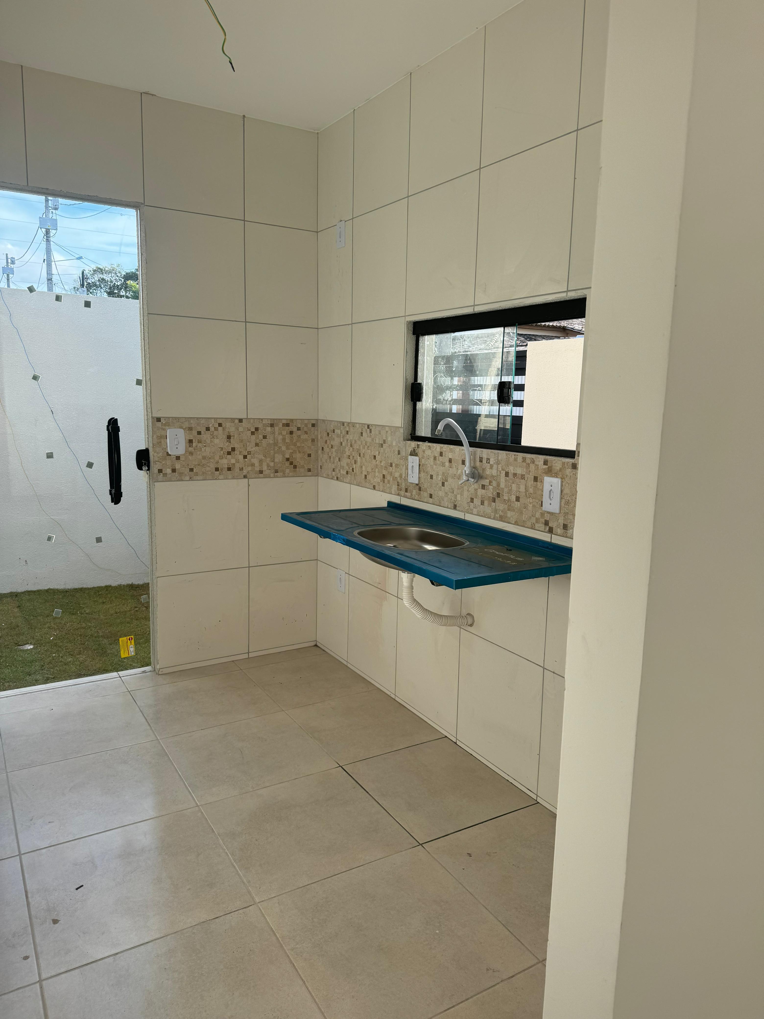Imagem Casa com 2 Quartos à Venda, 50 m²em Arembepe (Abrantes) - Camaçari Imagem Casa com 2 Quartos à Venda, 50 m²em Arembepe (Abrantes) - Camaçari