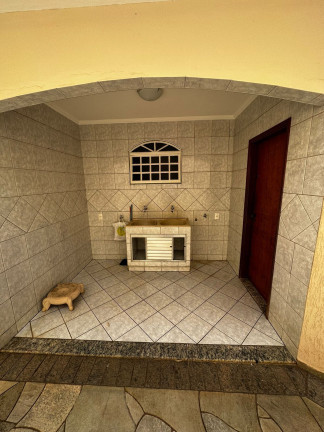 Imagem Casa com 3 Quartos à Venda, em Planalto - Araçatuba Imagem Casa com 3 Quartos à Venda, em Planalto - Araçatuba