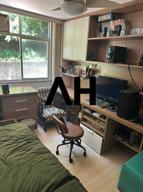 Imagem Apartamento com 3 Quartos à Venda, 85 m²em Santa Rosa - Niterói
