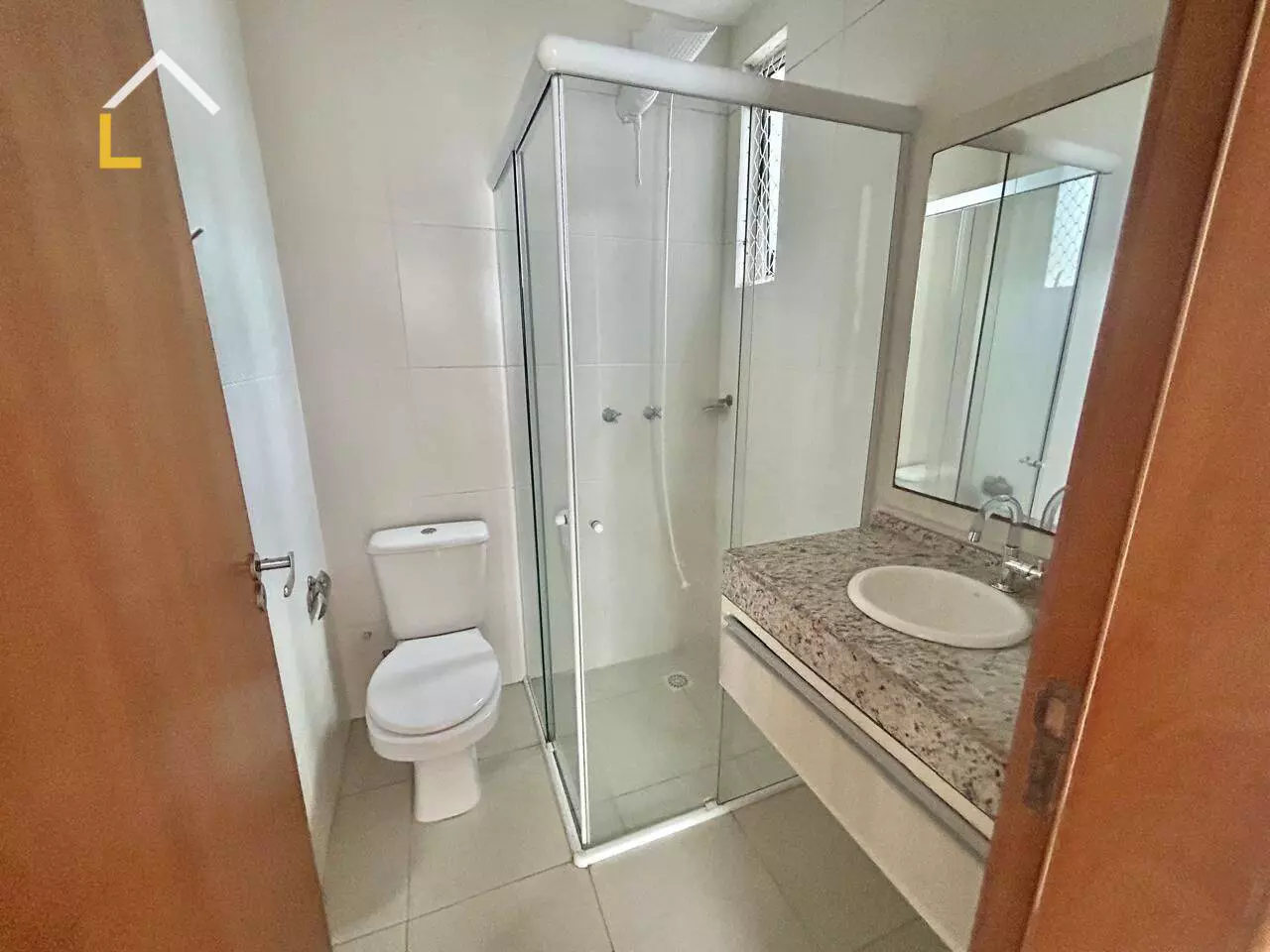 Imagem Apartamento com 2 Quartos à Venda, 64 m²em Anita Garibaldi - Joinville Imagem Apartamento com 2 Quartos à Venda, 64 m²em Anita Garibaldi - Joinville
