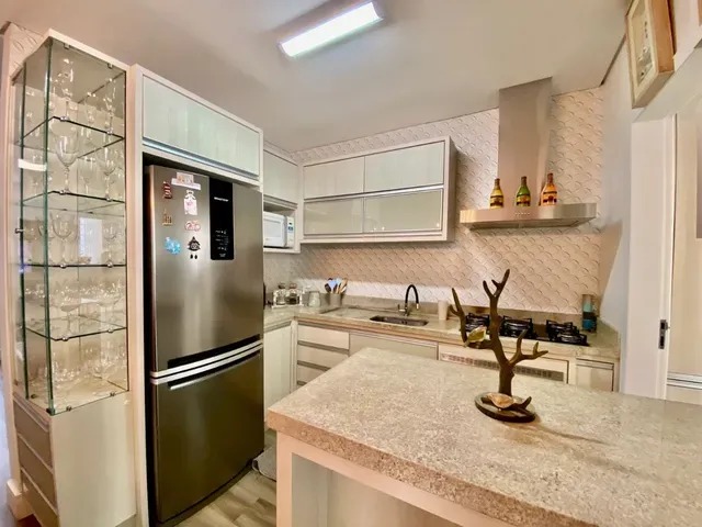 Imagem Casa com 3 Quartos à Venda, 158 m²em Comerciário - Criciúma