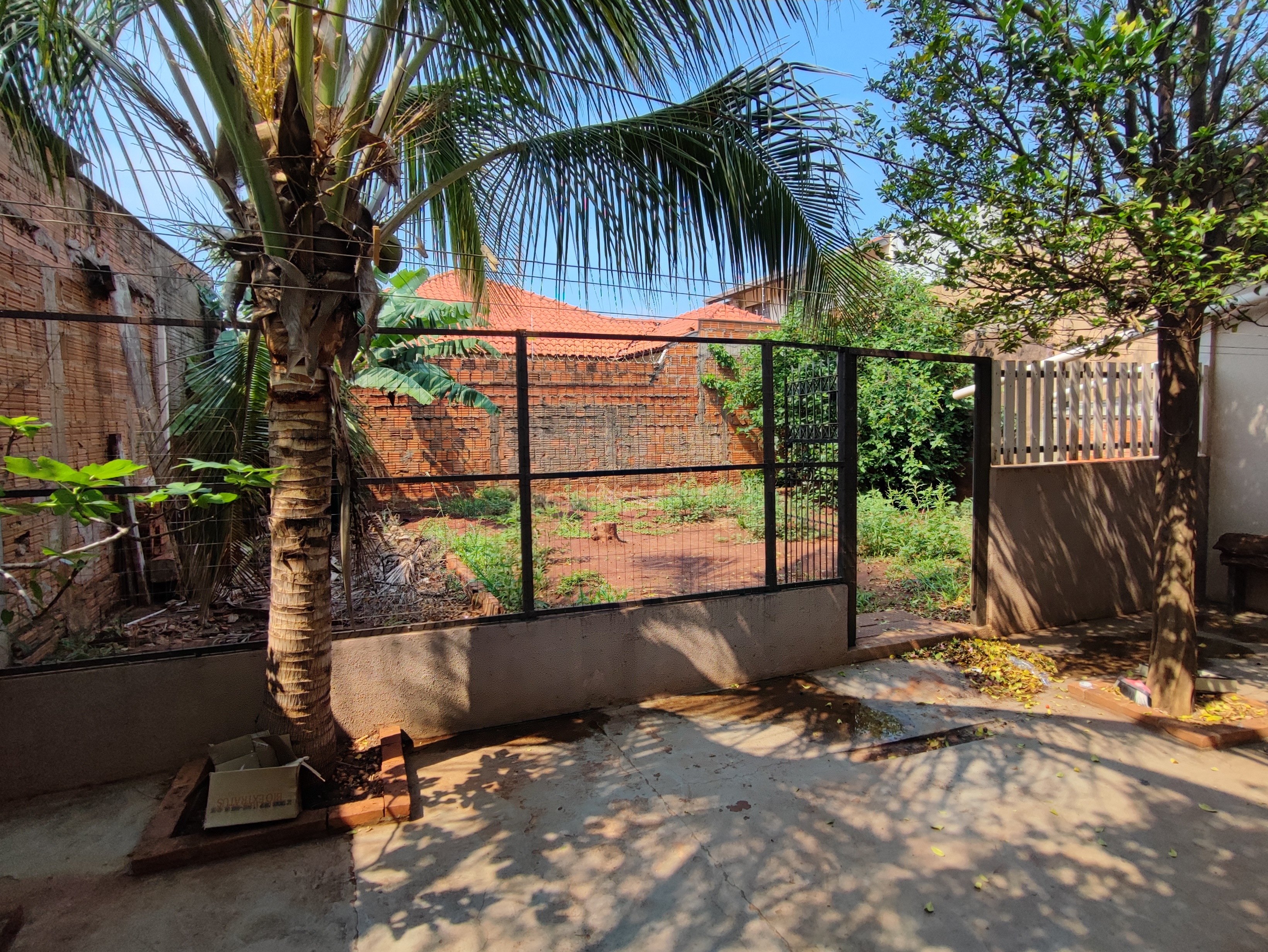 Imagem Casa com 1 Quarto à Venda ou Locação, 360 m²em - Imagem Casa com 1 Quarto à Venda ou Locação, 360 m²em -