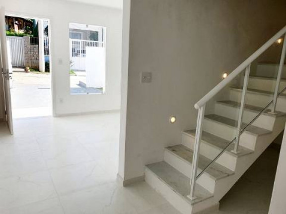 Imagem Casa com 2 Quartos à Venda, 120 m² em Guaratiba - Rio de Janeiro Imagem Casa com 2 Quartos à Venda, 120 m² em Guaratiba - Rio de Janeiro