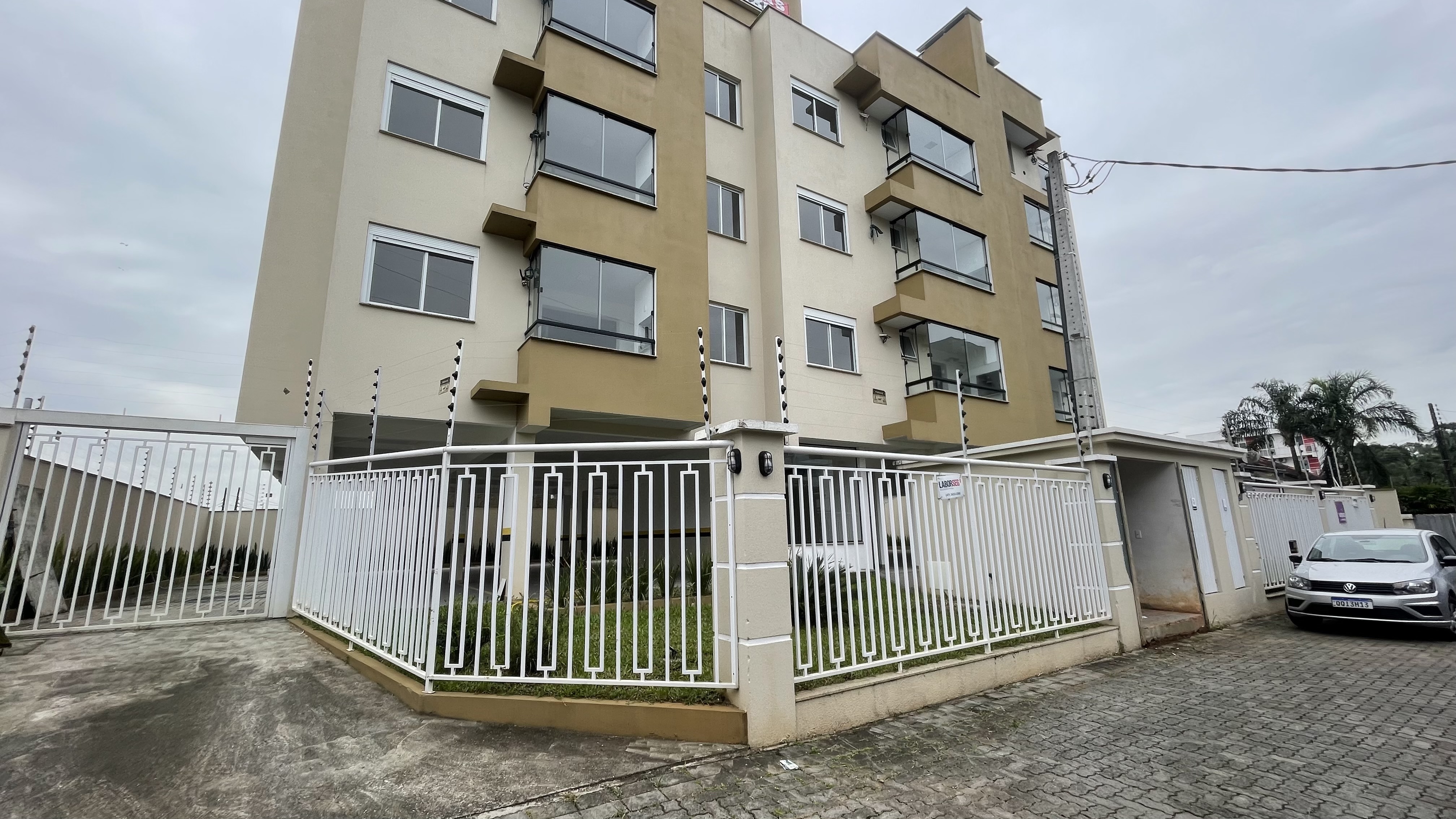 Imagem Apartamento com 2 Quartos à Venda, 62 m²em Comasa - Joinville