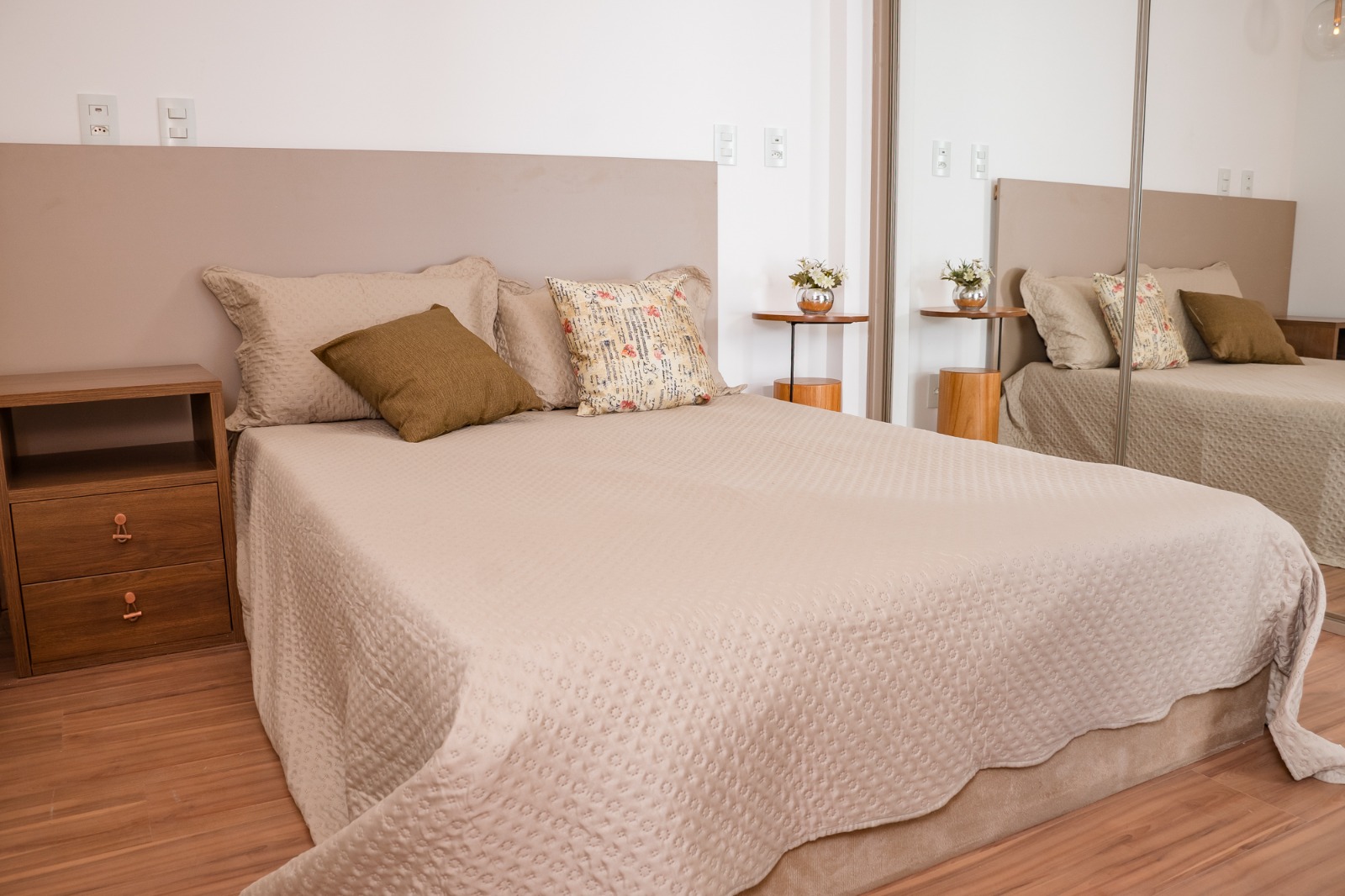 Imagem Apartamento com 3 Quartos à Venda, 70 m² em Granbery - Juiz de Fora Imagem Apartamento com 3 Quartos à Venda, 70 m² em Granbery - Juiz de Fora