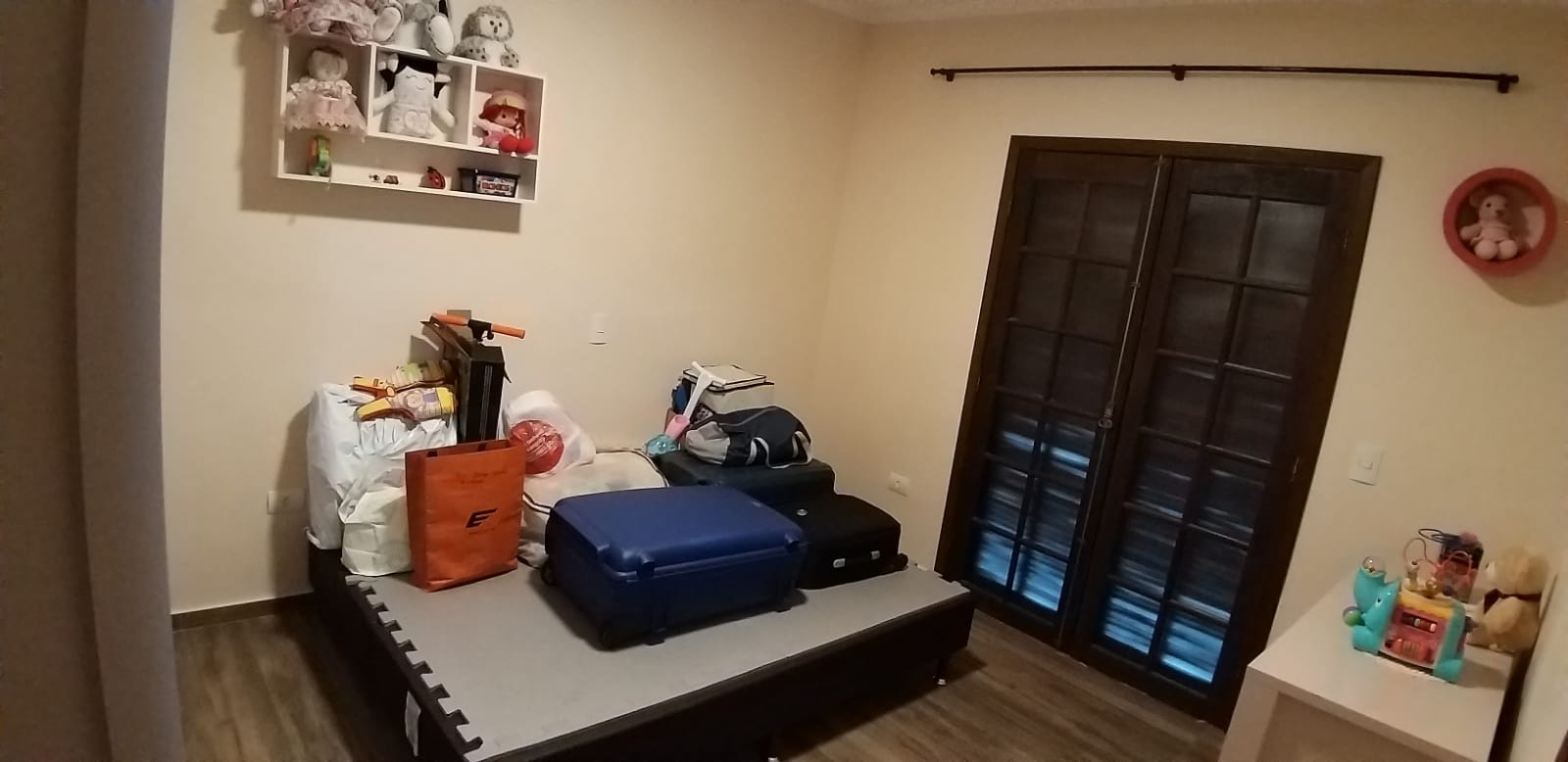 Imagem Casa com 3 Quartos à Venda, 159 m² em Laranjeiras - Caieiras
