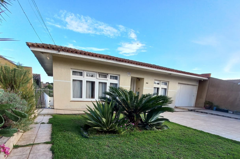 Imagem Casa com 3 Quartos à Venda, 265 m²em Oficinas - Ponta Grossa Imagem Casa com 3 Quartos à Venda, 265 m²em Oficinas - Ponta Grossa