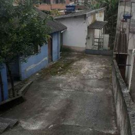 Terreno à Venda, 470 m² em Jardim Zaira - Mauá
