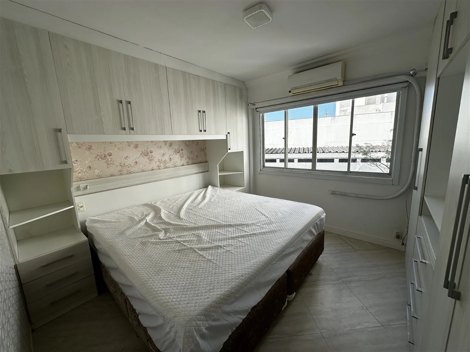 Imagem Apartamento com 2 Quartos à Venda, 80 m²em Centro - Balneário Camboriú