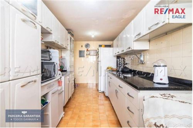Imagem Apartamento com 2 Quartos à Venda,  em Icaraí - Niterói