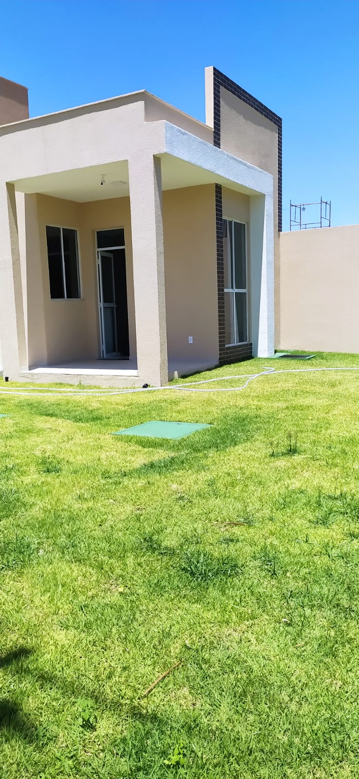 Imagem Casa com 2 Quartos à Venda, 66 m²em Mangabeira - E