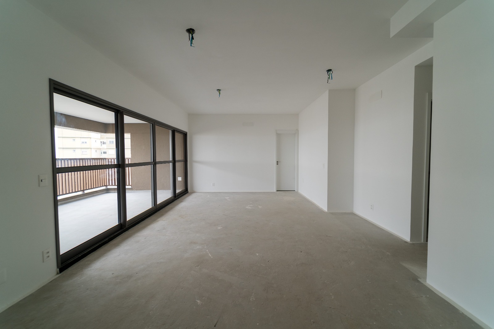 Imagem Apartamento com 4 Quartos à Venda, 132 m²em Vila Gumercindo - São Paulo