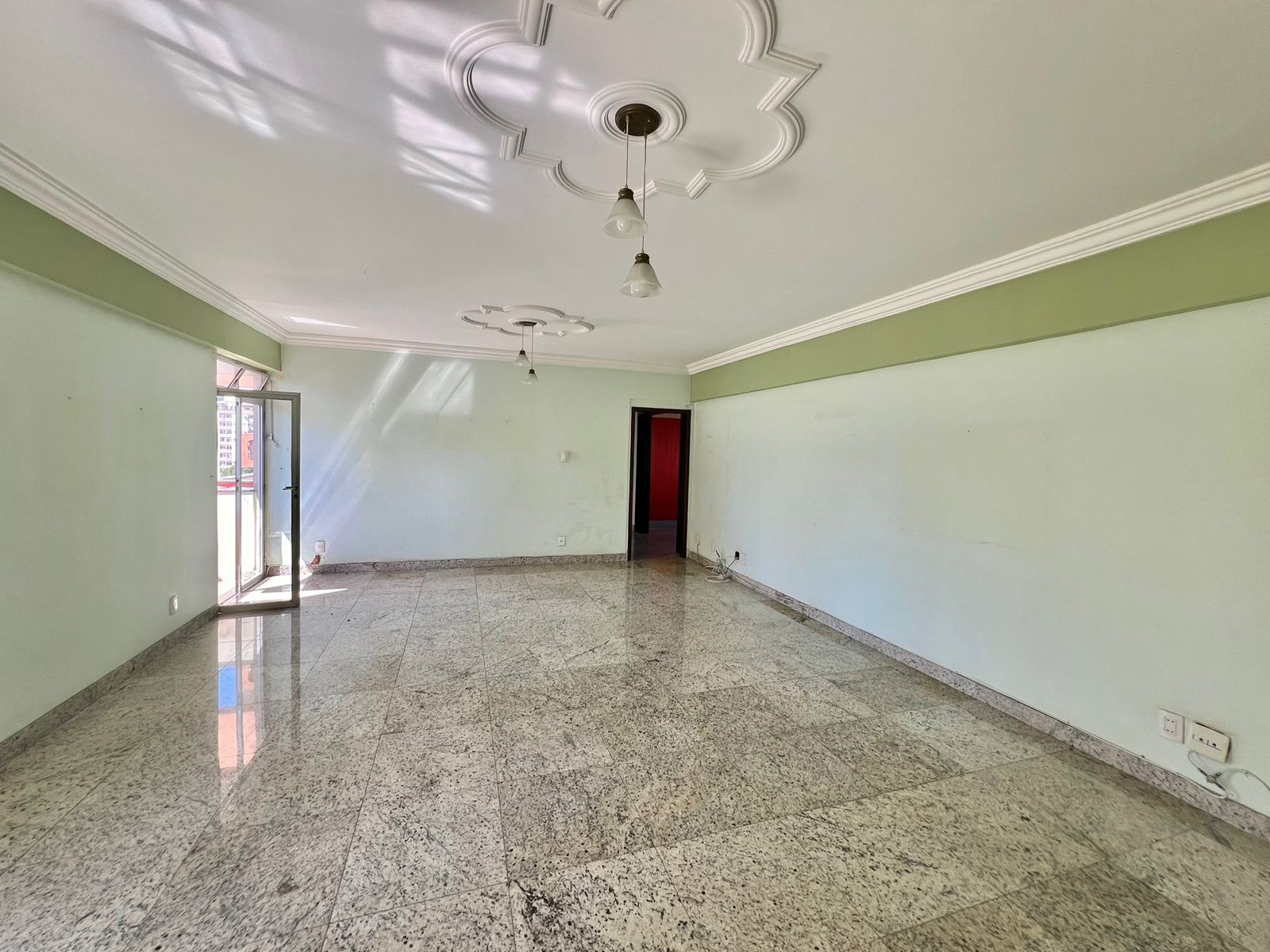 Apartamento com 3 Quartos à Venda, 148 m²em Nazaré - Belém