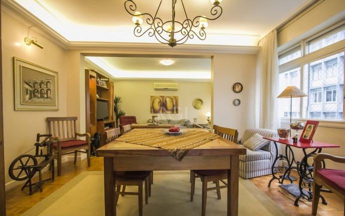 Imagem Apartamento com 4 Quartos à Venda, 155 m² em Bom Fim - Porto Alegre Imagem Apartamento com 4 Quartos à Venda, 155 m² em Bom Fim - Porto Alegre