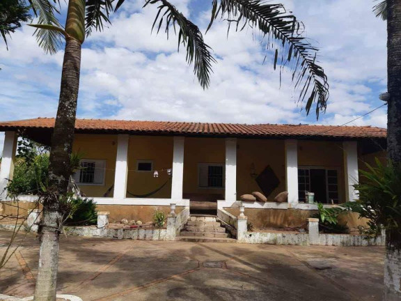 Imagem Chácara com 3 Quartos à Venda, 180 m² em Centro - Itirapina Imagem Chácara com 3 Quartos à Venda, 180 m² em Centro - Itirapina