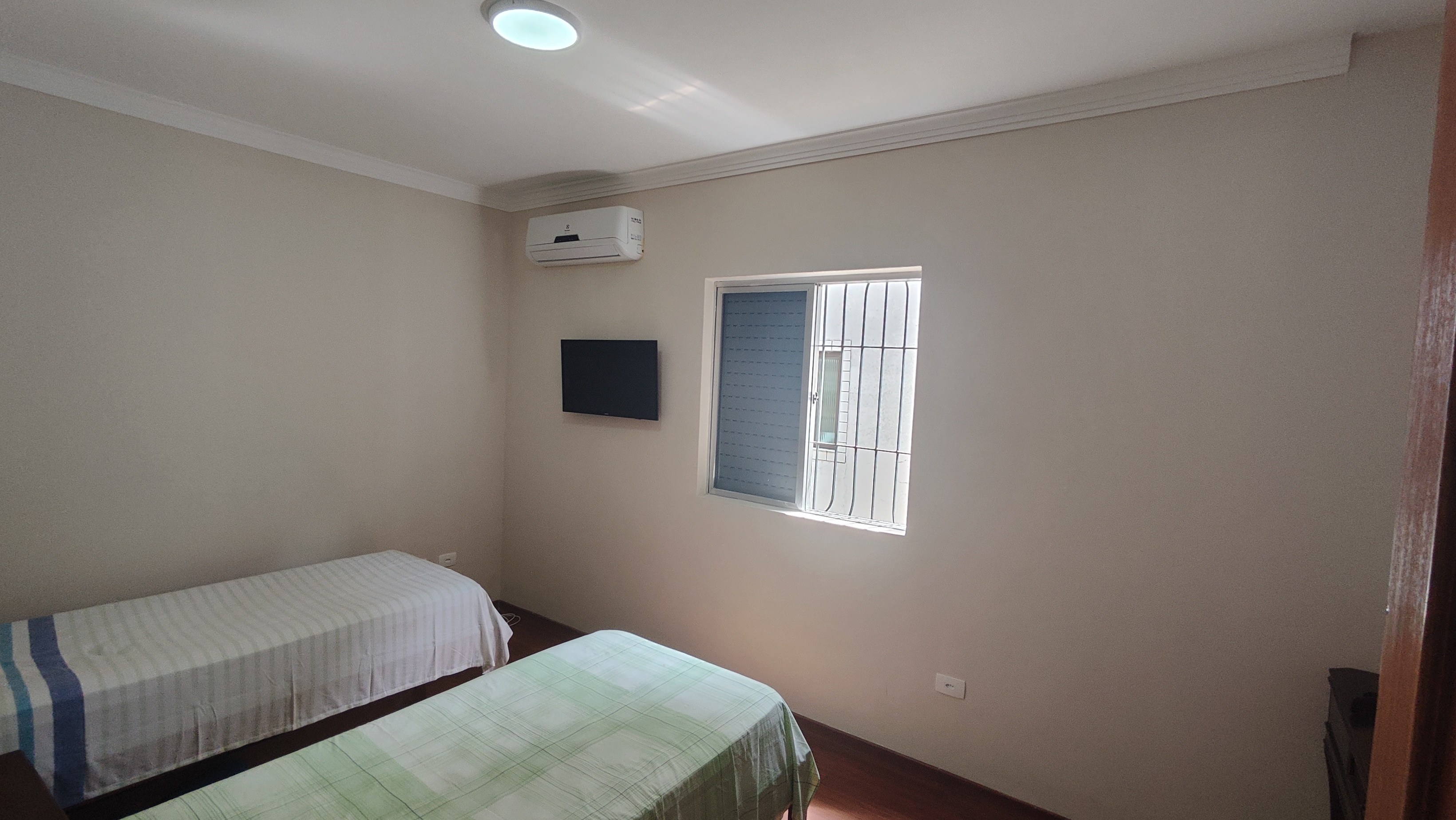 Imagem Casa com 3 Quartos à Venda, 129 m²em Campo Grande - Santos Imagem Casa com 3 Quartos à Venda, 129 m²em Campo Grande - Santos