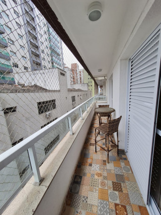 Imagem Apartamento com 2 Quartos à Venda, 72 m² em José Menino - Santos