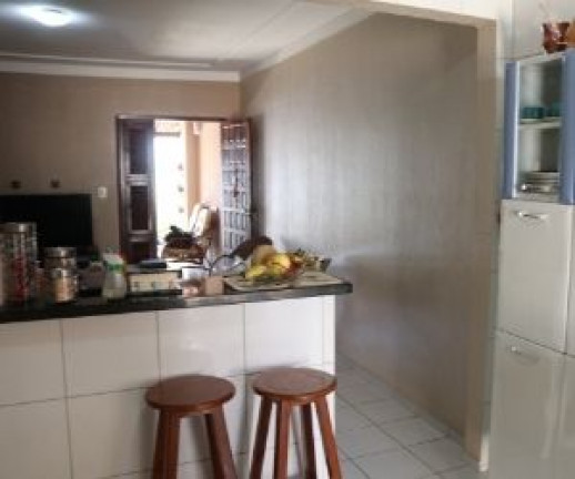 Imagem Casa com 3 Quartos à Venda, em Lagoa Redonda - Fortaleza Imagem Casa com 3 Quartos à Venda, em Lagoa Redonda - Fortaleza