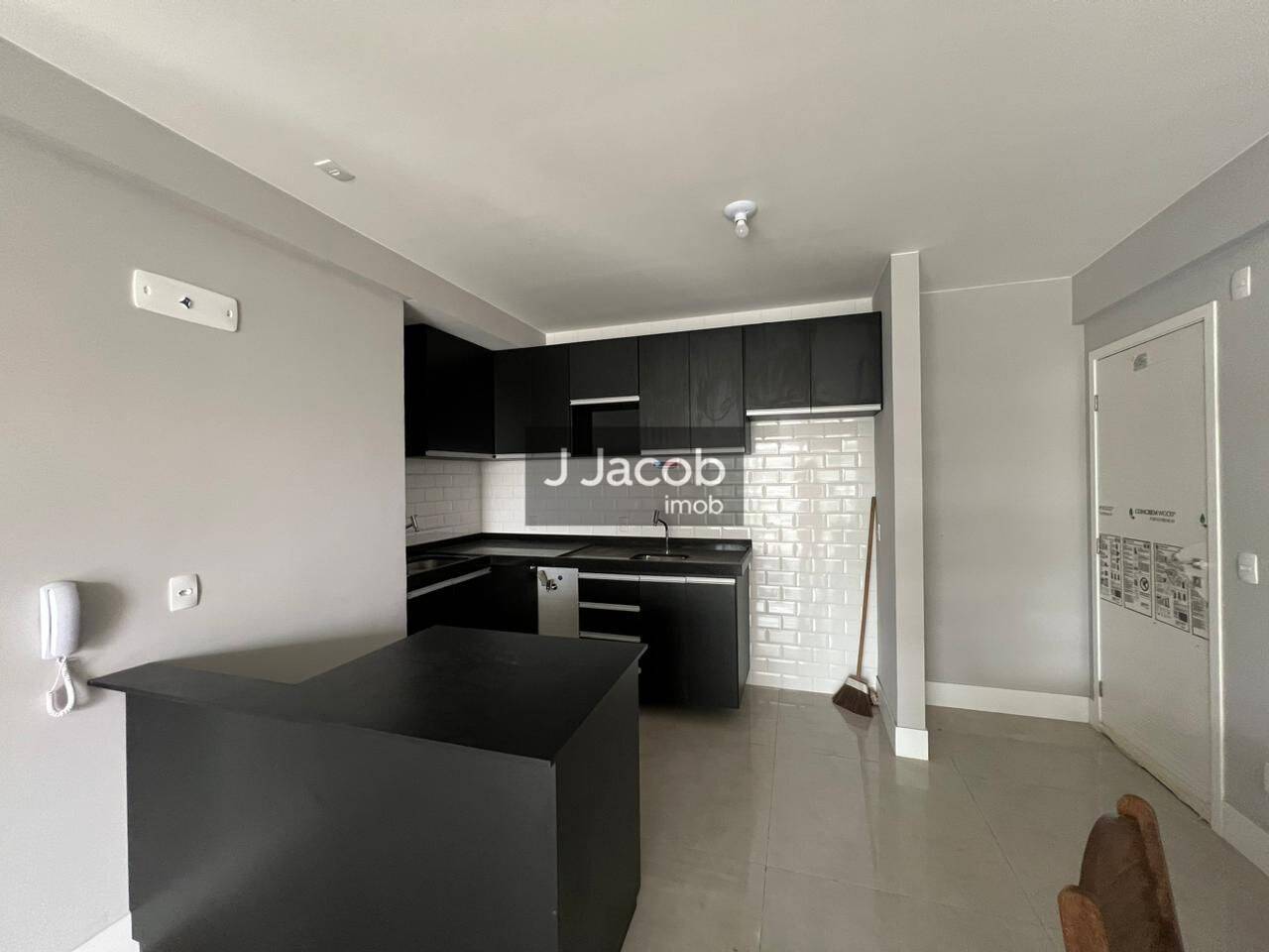 Imagem Apartamento com 2 Quartos para Alugar, 90 m²em Umarizal - Belém Imagem Apartamento com 2 Quartos para Alugar, 90 m²em Umarizal - Belém
