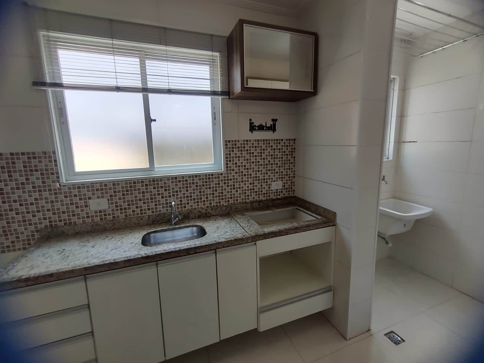 Imagem Casa de Condomínio com 2 Quartos à Venda, 84 m² em Estuário - Santos
