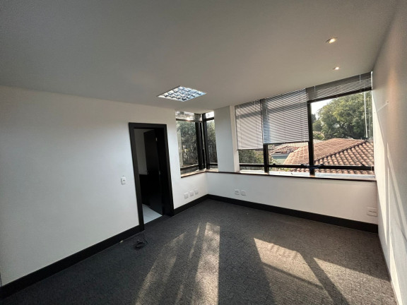 Imagem Imóvel Comercial à Venda ou Locação, 650 m²em Jardim Everest - São Paulo Imagem Imóvel Comercial à Venda ou Locação, 650 m²em Jardim Everest - São Paulo