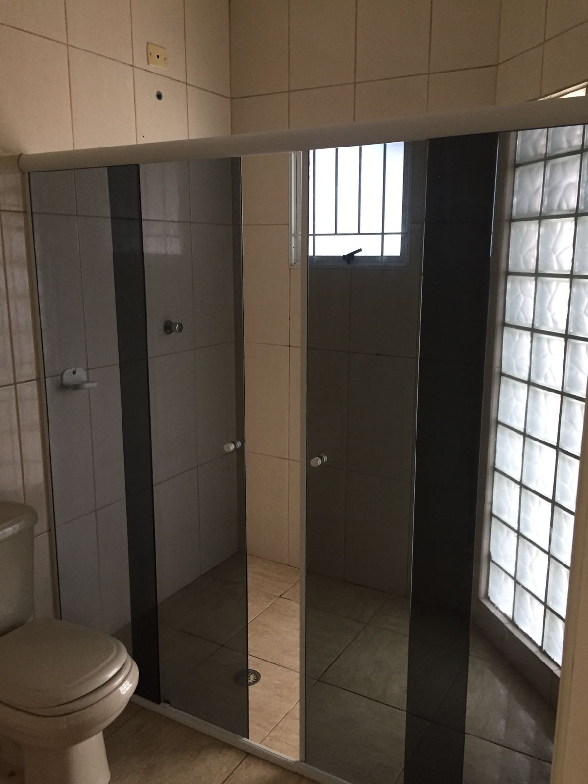 Imagem Casa com 3 Quartos à Venda, 223 m²em Parque São Vicente - Mauá Imagem Casa com 3 Quartos à Venda, 223 m²em Parque São Vicente - Mauá